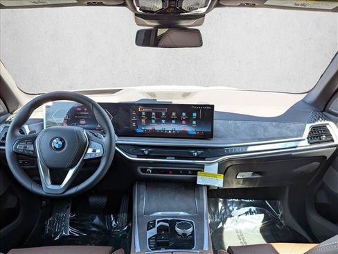 New 2026 BMW X5 xDrive40i AWD/4WD image 16