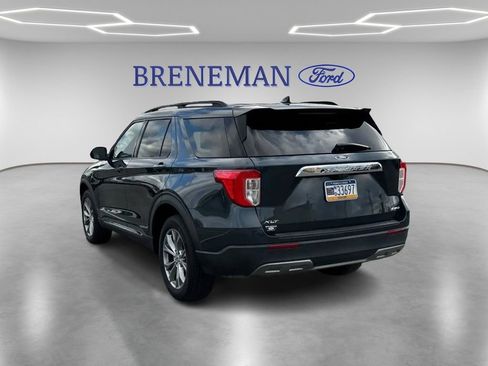 Certified 2022 Ford Explorer XLT w/ Equipment Group 202A image 9
