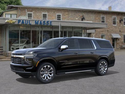 New 2026 Chevrolet Suburban Premier image 2