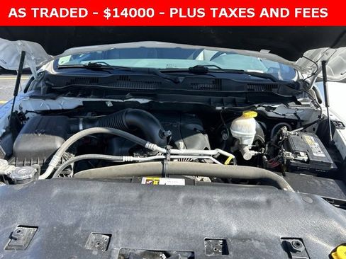 Used 2018 RAM 1500 Tradesman w/ Chrome Appearance Group image 11