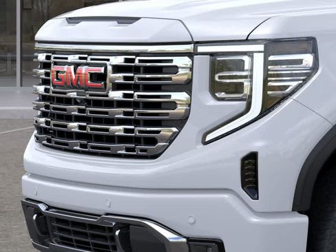 New 2026 GMC Sierra 1500 Denali w/ Technology Package AWD/4WD image 13
