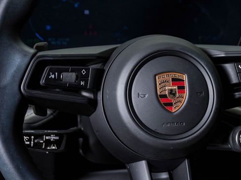 Certified 2024 Porsche Cayenne Coupe image 20