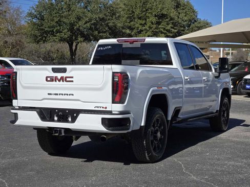 Certified 2025 GMC Sierra 2500 AT4 w/ Technology Package image 6