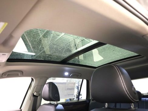 New 2026 Volkswagen Atlas SE image 31