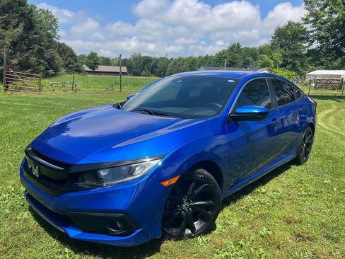 Used 2019 Honda Civic Sport image 1