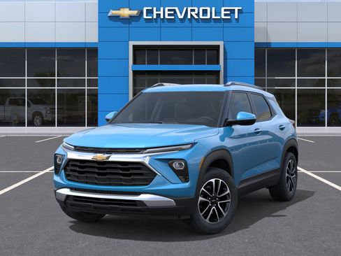 New 2026 Chevrolet TrailBlazer LT w/ Driver Confidence Package FWD image 6