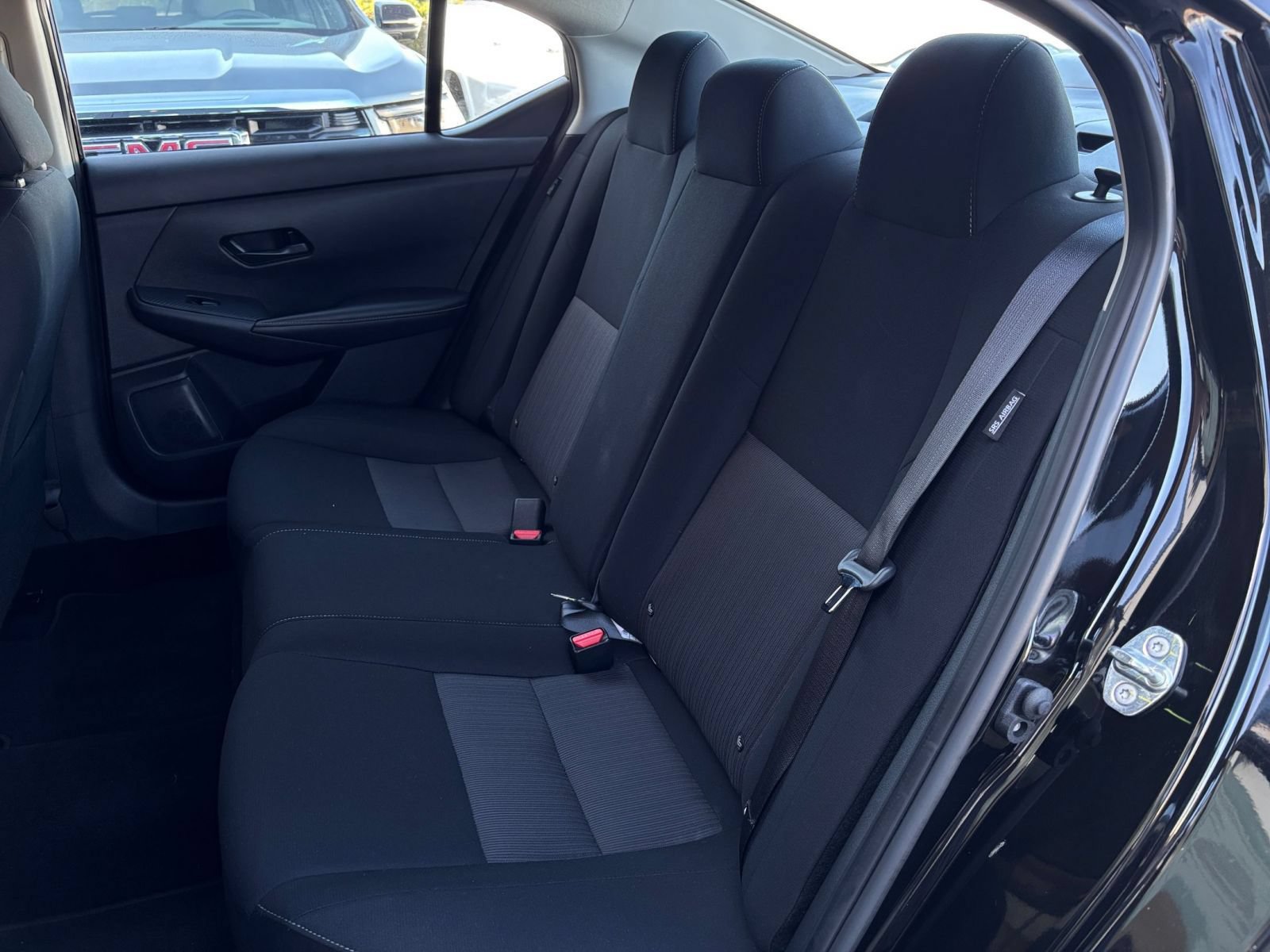 Used 2025 Nissan Sentra SV FWD image 35