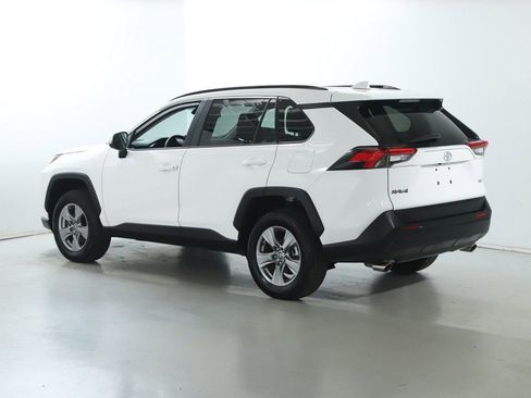Used 2025 Toyota RAV4 XLE image 43