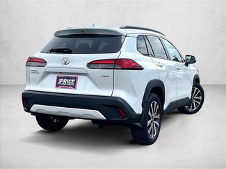 Used 2023 Toyota Corolla Cross XLE FWD video 2