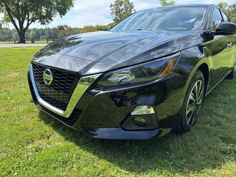 Used 2021 Nissan Altima 2.5 S FWD image 13