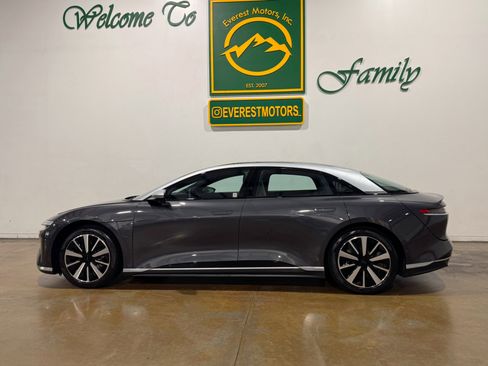 Used 2022 Lucid Air Grand Touring image 4