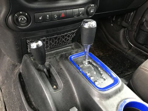 Used 2014 Jeep Wrangler Unlimited Sahara w/ Max Tow Package image 5