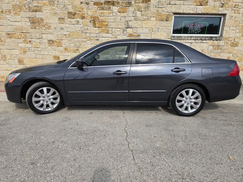 Used 2006 Honda Accord EX image 1