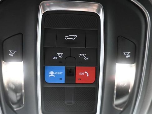 Used 2021 Jeep Grand Cherokee L Limited AWD/4WD image 34