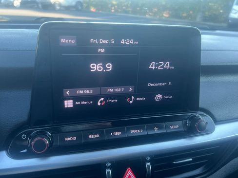 Used 2023 Kia Forte LXS w/ LXS Technology Package image 16