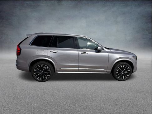 New 2026 Volvo XC90 B6 Ultra AWD/4WD image 10
