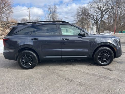 Certified 2025 Kia Sorento SX Prestige image 6
