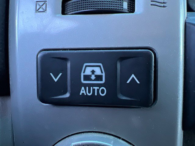 Used 2003 Toyota 4Runner Limited AWD/4WD image 18