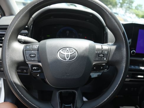 Used 2025 Toyota Camry LE FWD image 12