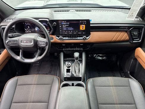 Certified 2025 GMC Canyon AT4 AWD/4WD image 19