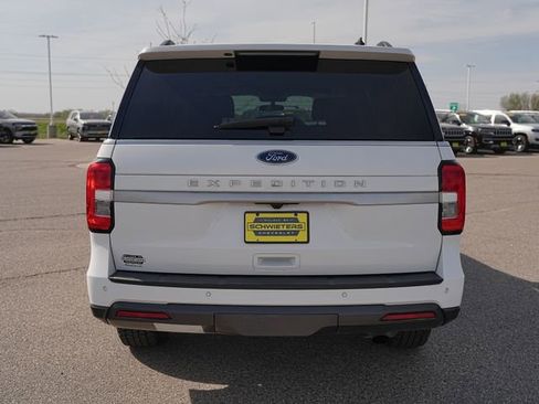 Used 2022 Ford Expedition XL AWD/4WD image 7
