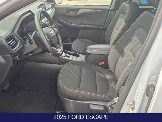 Used 2025 Ford Escape Active FWD image 16