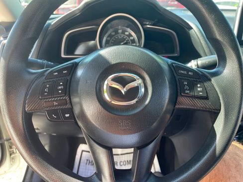 Used 2015 MAZDA MAZDA3 i Sport FWD image 17
