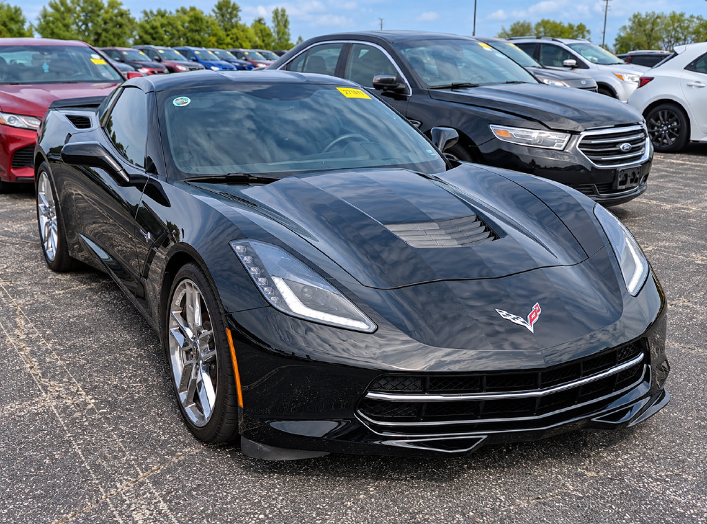 Used 2014 Chevrolet Corvette Stingray Coupe w/ 2LT Preferred Equipment Group RWD image 2