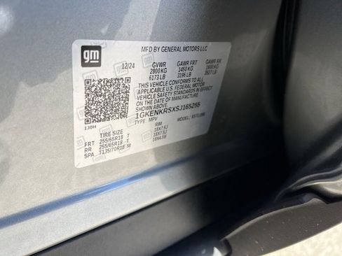 Used 2025 GMC Acadia Elevation image 35