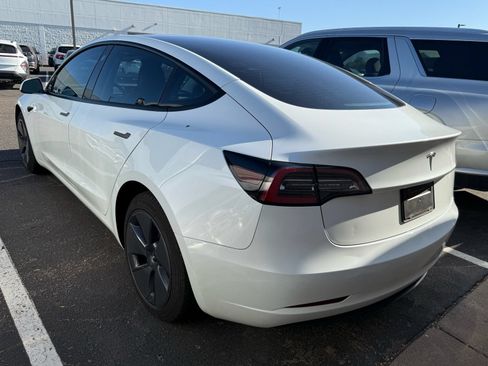 Used 2023 Tesla Model 3 Standard Range RWD image 3