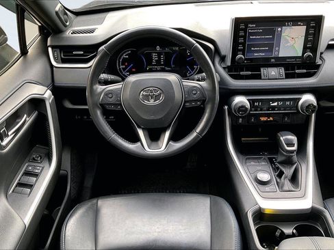 Used 2020 Toyota RAV4 XSE image 5