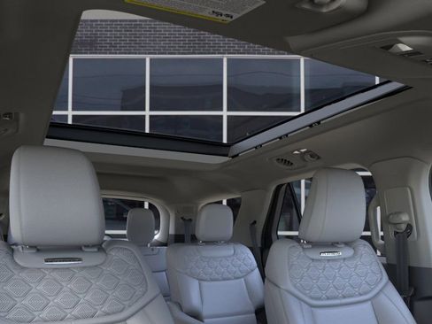 New 2026 Ford Explorer Platinum image 22