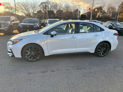 New 2026 Toyota Corolla XSE image 4