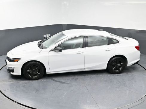 Used 2019 Chevrolet Malibu LS image 42