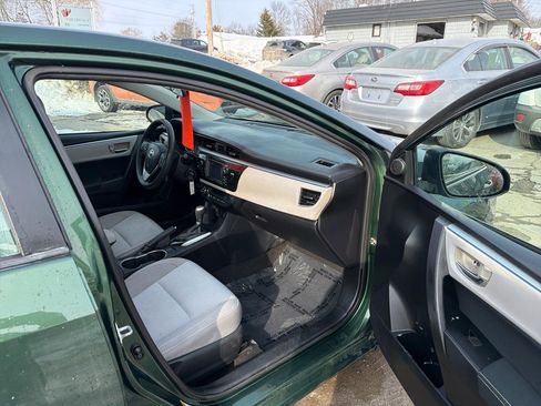 Used 2016 Toyota Corolla LE image 10