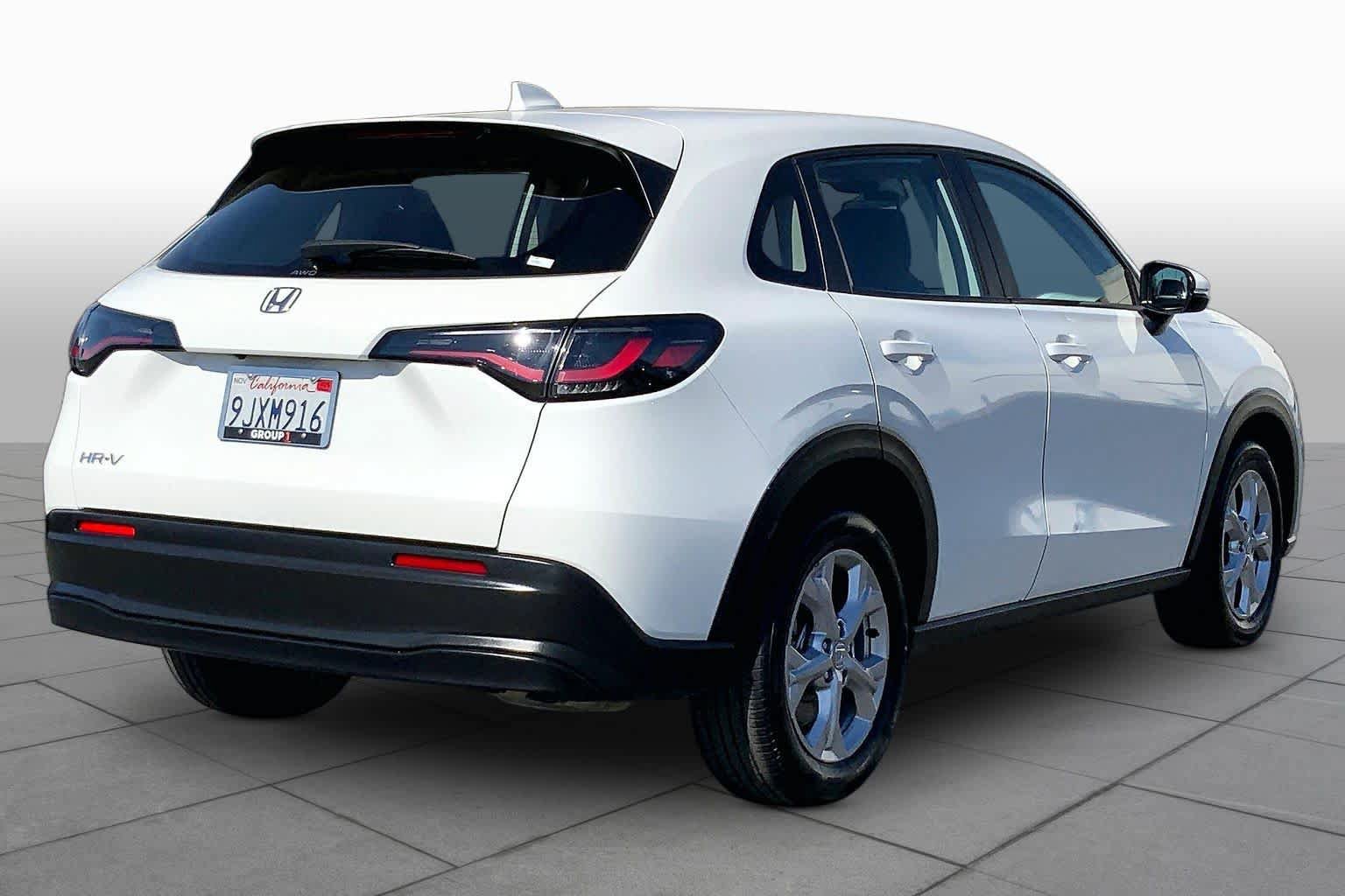 Used 2024 Honda HR-V LX image 12