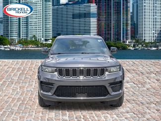 Used 2025 Jeep Grand Cherokee Laredo w/ Luxury Tech Group I RWD video 2
