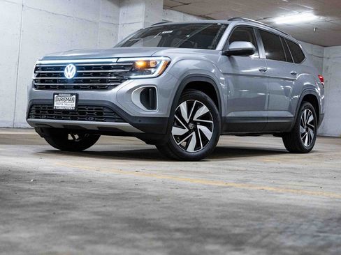 New 2026 Volkswagen Atlas SE image 1