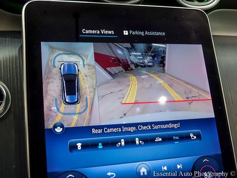 Used 2023 Mercedes-Benz GLC 300 4MATIC w/ AMG Line image 25