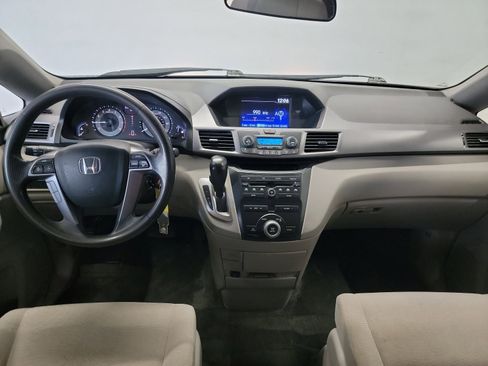Used 2013 Honda Odyssey LX image 15