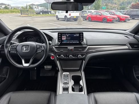 Used 2022 Honda Accord Sport image 13