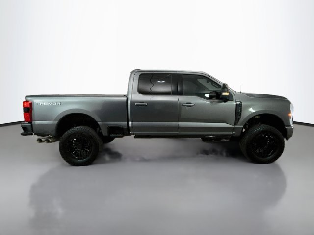 Used 2024 Ford F250 Lariat w/ Tremor Off-Road Package AWD/4WD image 8
