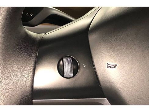 Used 2023 Tesla Model 3 Performance image 23