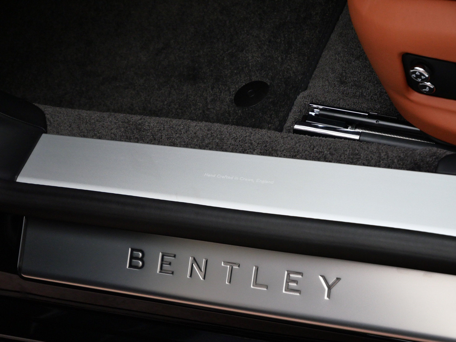 New 2026 Bentley Flying Spur V8 AWD/4WD image 17