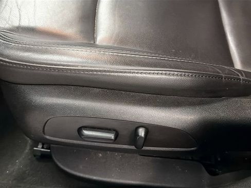 Used 2017 Chevrolet Cruze Premier image 18