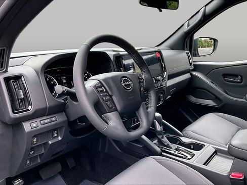 New 2026 Nissan Frontier SV w/ SV Convenience Package RWD image 8