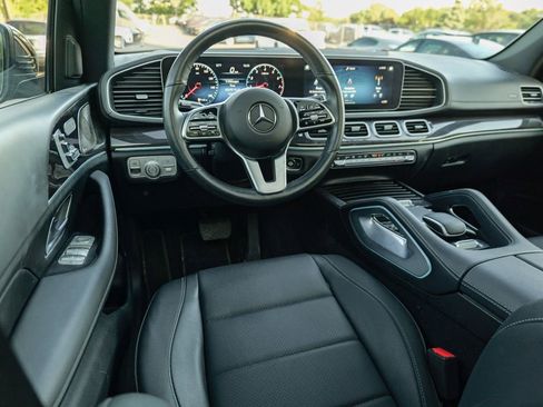 Used 2023 Mercedes-Benz GLS 450 4MATIC image 40