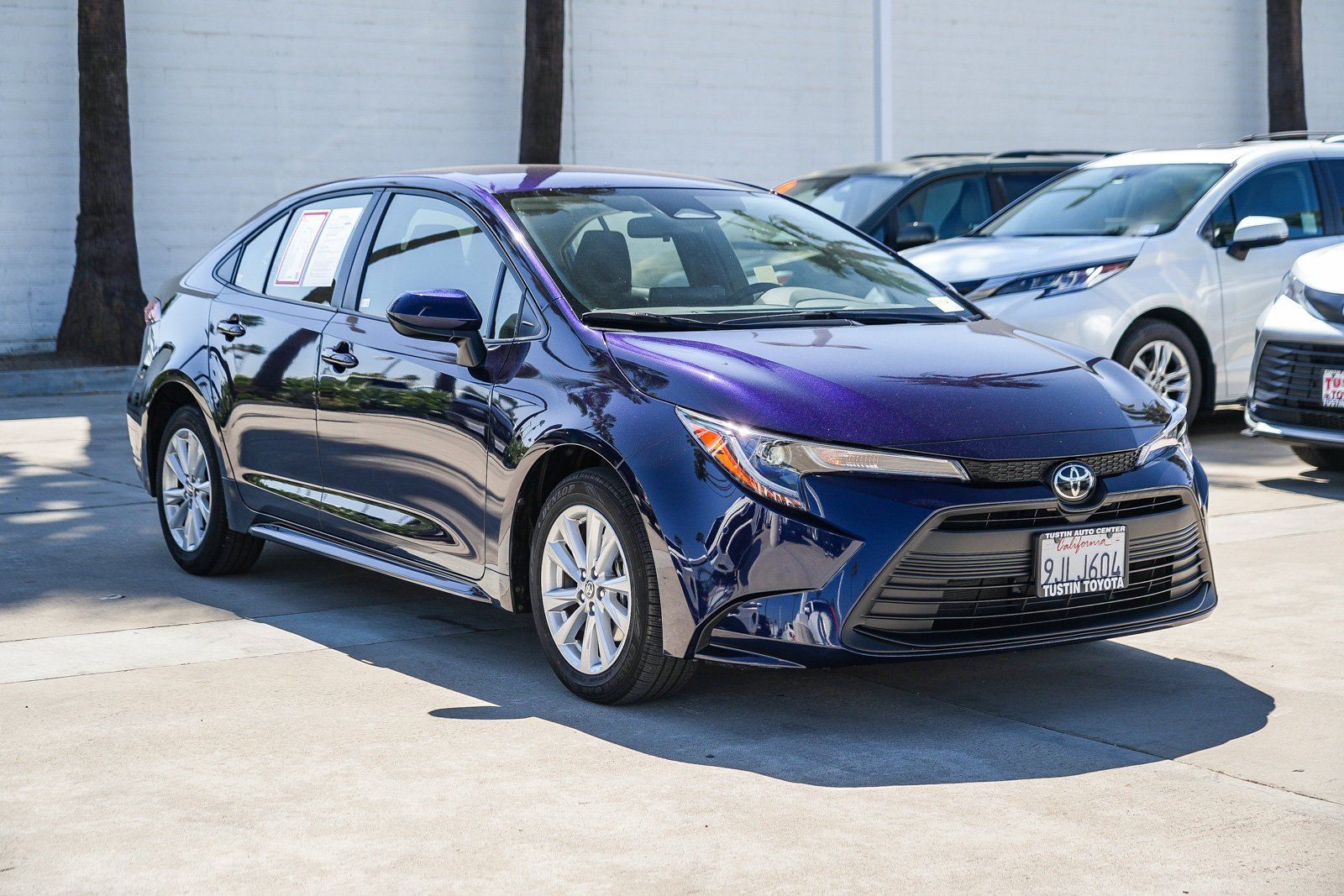 Used 2024 Toyota Corolla LE w/ LE Convenience Package FWD image 5