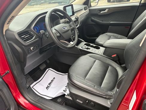 Used 2020 Ford Escape Titanium AWD/4WD image 6