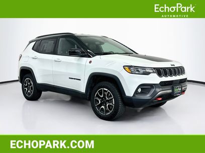 Used 2025 Jeep Compass Trailhawk